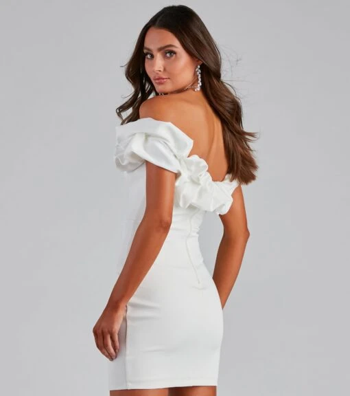 Windsor. Kiari Formal Off The Shoulder Ruffled Dress -Specialtycookwareus 05001 0371 2