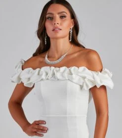 Windsor. Kiari Formal Off The Shoulder Ruffled Dress -Specialtycookwareus 05001 0371 4