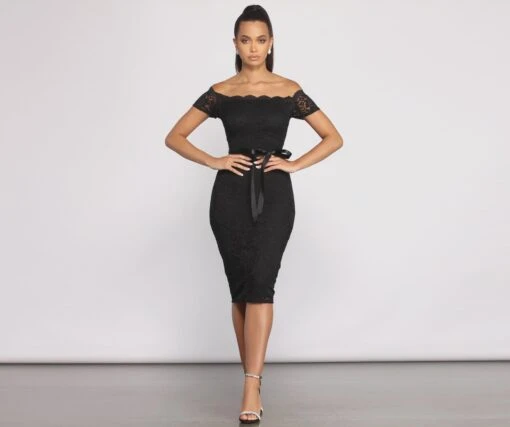 Windsor. Paige Formal Off-The-Shoulder Scalloped Lace Dress -Specialtycookwareus 05001 0442 4 fc467c82 49e2 4076 b544 0fe0bfc4741c