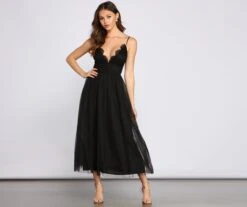 Windsor. Poppy Formal Scalloped Lace A-Line Dress -Specialtycookwareus 05001 0640 3