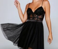 Windsor. Prue Formal Embroidered Sequin Party Dress -Specialtycookwareus 05001 0731 3 78bd7ba7 0499 4561 a27a 55cfeac91139