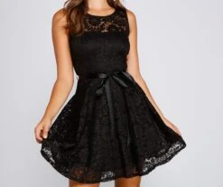 Windsor. Violetta Formal Glitter And Lace Party Dress -Specialtycookwareus 05001 0796 3