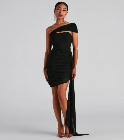 Windsor. Mylah Formal One-Shoulder Cascade Short Dress -Specialtycookwareus 05001 0948 1