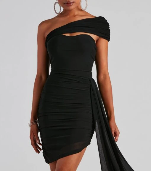 Windsor. Mylah Formal One-Shoulder Cascade Short Dress -Specialtycookwareus 05001 0948 2