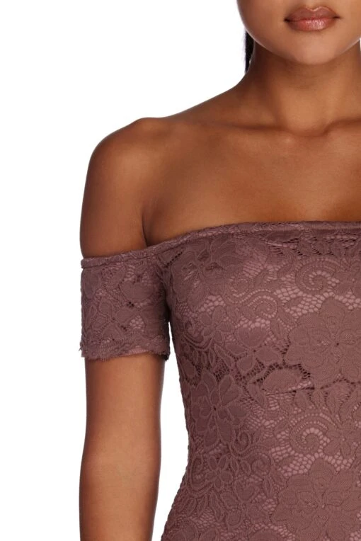 Windsor. Leslie High Slit Midi Lace Dress -Specialtycookwareus 05001 4087 4 765b074a d7ff 4988 8820 4c5398a967fc
