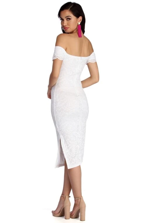Windsor. Leslie High Slit Midi Lace Dress -Specialtycookwareus 05001 4092 3 a474116f c38e 49aa bde7 67abca7551b0