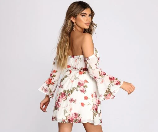 Windsor. Flow With The Floral Skater Dress -Specialtycookwareus 05101 0410 2 eaed062b b329 4276 aafa dbaffc171690