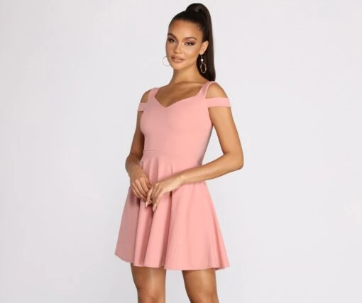 Windsor. Give It A Spin Off Shoulder Pleated Skater Dress -Specialtycookwareus 05101 0784 5 fce1dba4 e61e 47c1 b100 448a3b515bcb
