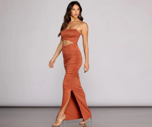 Windsor. Ruched To The Maxi Knit Dress -Specialtycookwareus 05101 0886 1