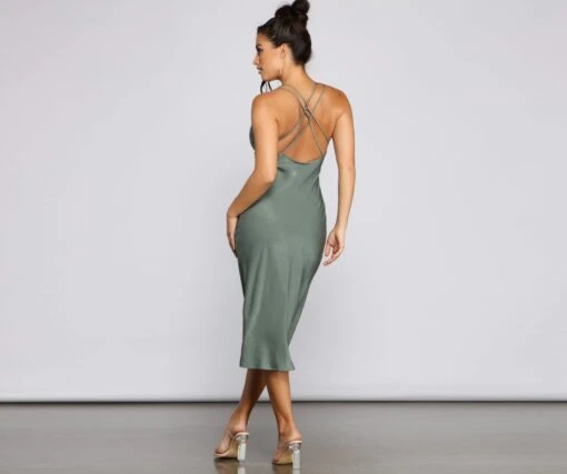 Windsor. Forever Chic Satin Midi Dress -Specialtycookwareus 05101 0942 2