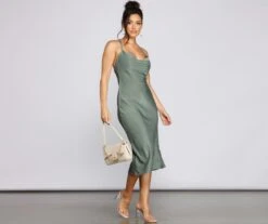 Windsor. Forever Chic Satin Midi Dress -Specialtycookwareus 05101 0942 3
