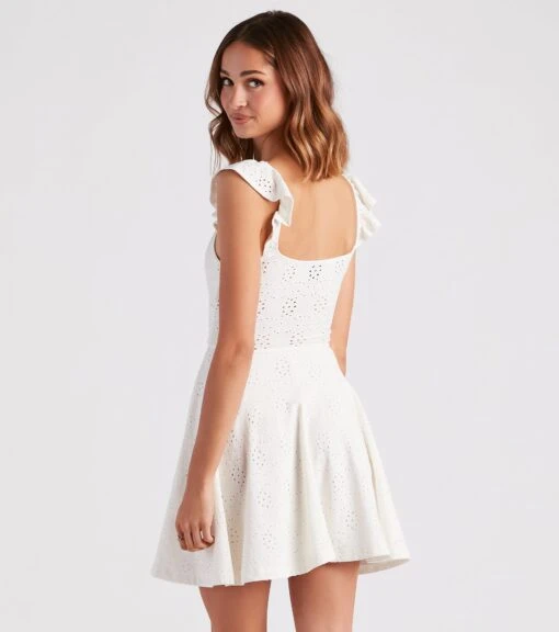 Windsor. Made You Flirt Lace Skater Dress -Specialtycookwareus 05101 2155 2
