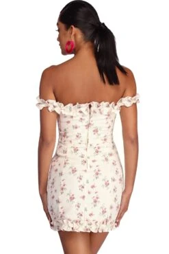 Windsor. Smocked In Spring Florals Dress -Specialtycookwareus 05102 0010 3 846e0be0 0f81 48fc b19e f16ed12c8c29 1