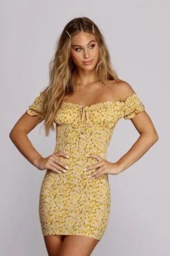Windsor. Get Sprung On Florals Mini Dress -Specialtycookwareus 05102 0214 1 0126c04f 6bce 4bfc bb97 f83e9aacb115