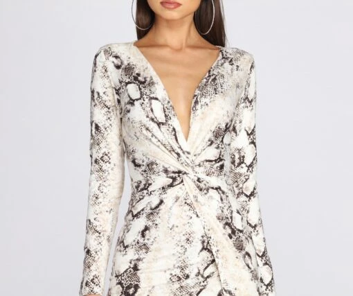 Windsor. Viper Vixen Knot Mini Dress -Specialtycookwareus 05102 0357 3 a0aa5688 4545 4c5d 89d3 a1e69a1d4ca6