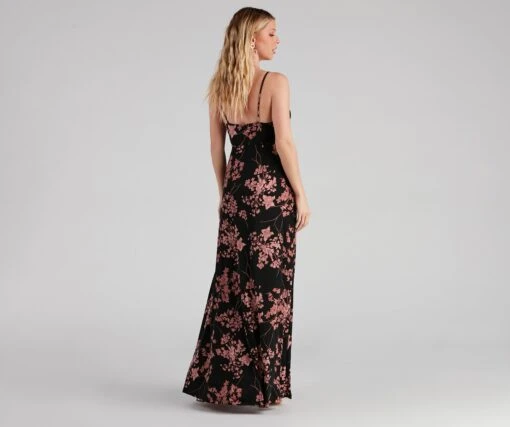 Windsor. Total Sweetheart Floral High Slit Maxi Dress -Specialtycookwareus 05102 0773 2