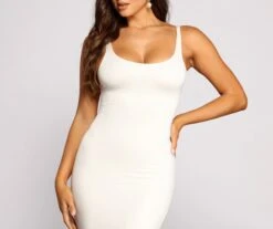 Windsor. Slay Every Day Basic Scoop Neck Midi Dress -Specialtycookwareus 05102 0906 3