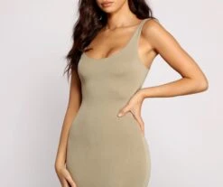 Windsor. Slay Every Day Basic Scoop Neck Midi Dress -Specialtycookwareus 05102 0909 3