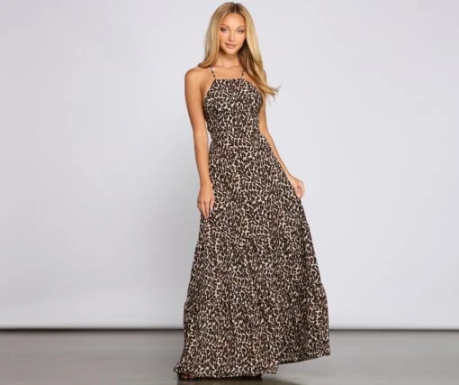 Windsor. Fiercely Stylish Lace-Up Leopard Maxi Dress -Specialtycookwareus 05102 1195 1 c7a505e9 46a0 4ee8 8c7a 1964b5bea6f8