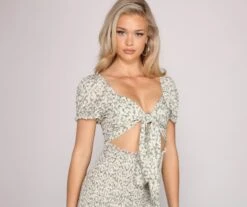 Windsor. Effortlessly Pretty Floral Mini Dress 4 Windsor. Effortlessly Pretty Floral Mini Dress -Specialtycookwareus 05102 3061 3 153b69d2 c08d 45d8 a5e3 5fba4bb02a9b 1