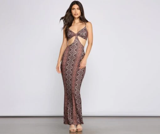 Windsor. Carefree Bohemian Chic Cutout Maxi Dress -Specialtycookwareus 05102 4064 1
