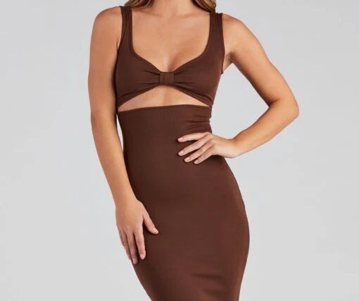 Windsor. Moments Twist Front Midi Dress -Specialtycookwareus 05102 4610 4 3fa393d3 460c 45e5 9461 d8c4e6c72757