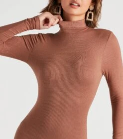 Windsor. On A Roll Turtleneck Midi Dress -Specialtycookwareus 05102 4870 4 0894f50e 3fa8 437a a11f b68bb70f7471