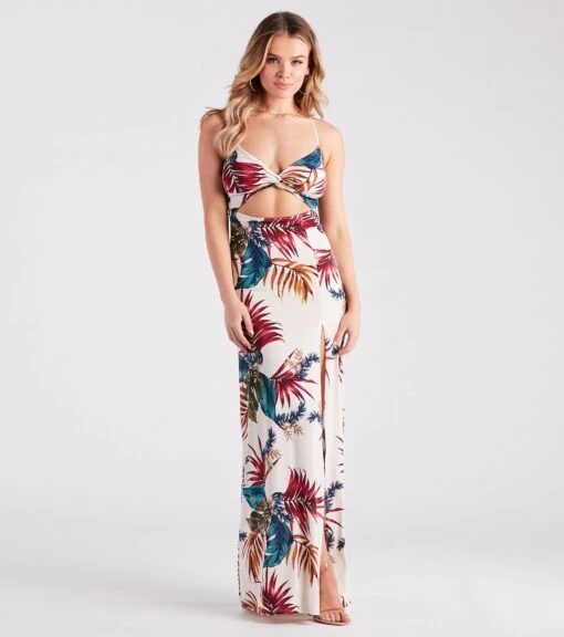 Windsor. Vacation Awaits Tropical Print Cutout Maxi Dress -Specialtycookwareus 05102 4928 1 8066feda bca4 4121 b9d0 511a8ed23952