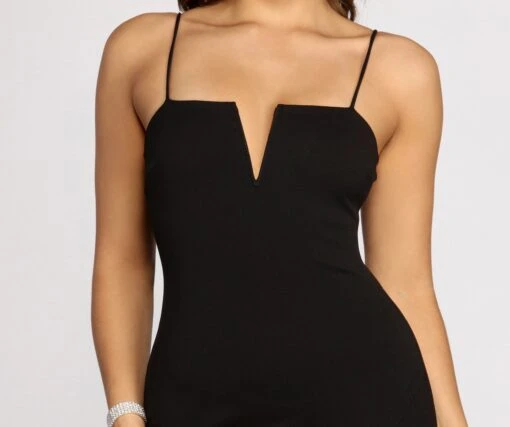 Windsor. Straight To The Point Mini Dress -Specialtycookwareus 05103 0020 4 0aaad412 0edb 4def 8531 bcf632f6fe8a