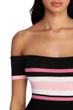 Windsor. Pop Of Stripes Knit Dress -Specialtycookwareus 06005 0006 4 3cefa326 1d95 4e33 9ac3 b7c6e60afcfc