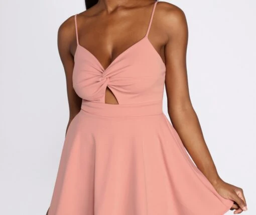 Windsor. Trendy Twist-Front Skater Romper -Specialtycookwareus 06503 0089 4 012d1fc5 c5b2 4731 89ec d4422a436d88