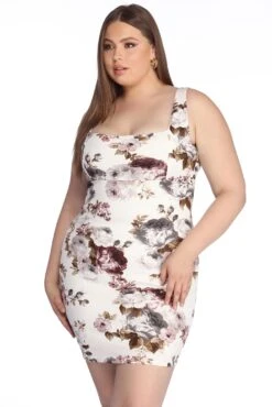 Windsor. Plus The Floral Treatment Dress -Specialtycookwareus 15101 0077 1 151086a4 f61a 476f 8f18 7e6284fc5baa